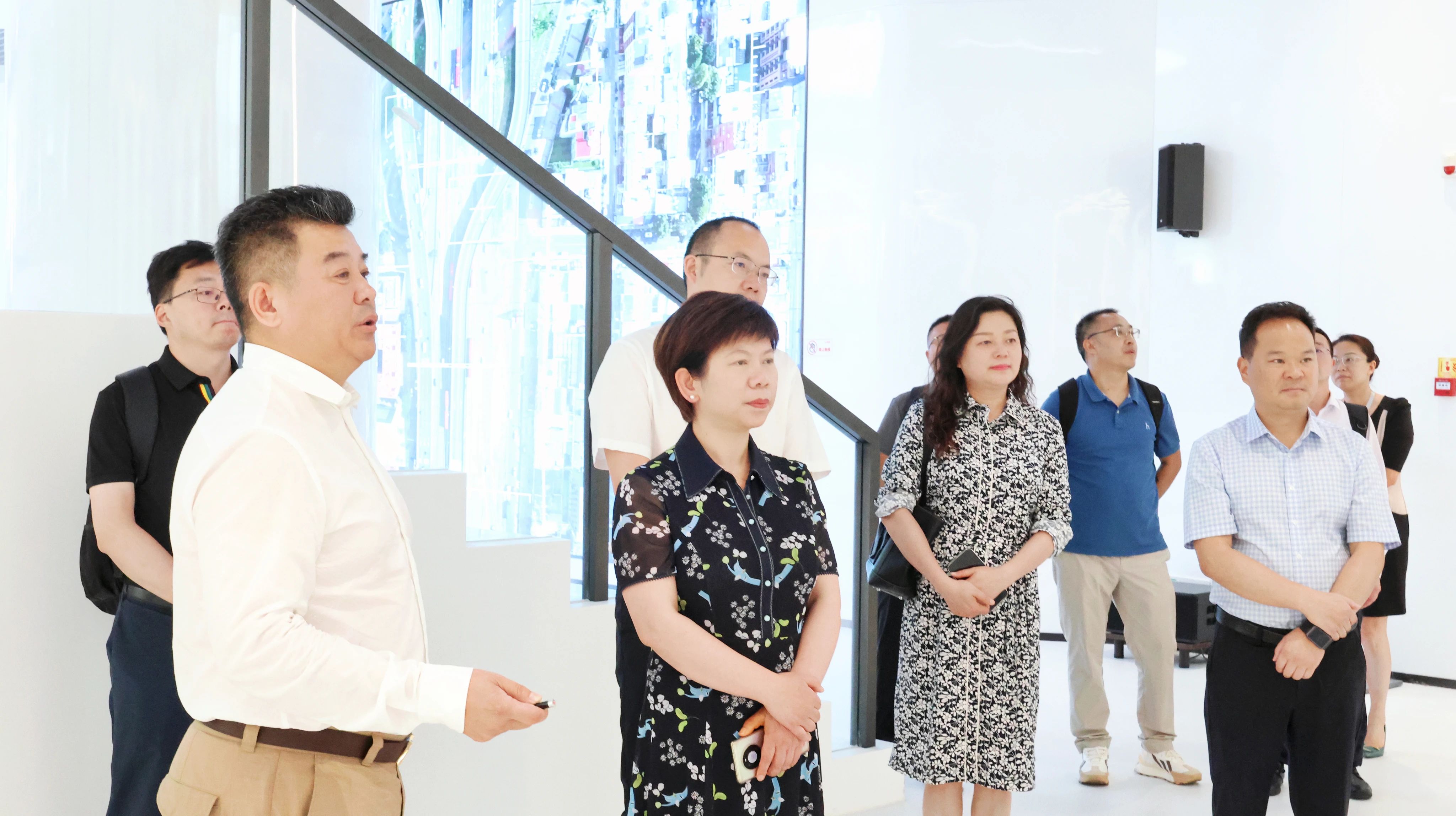 尊龙(中国)时凯与成都市郫都区达成战略合作 推动成都影视城建设