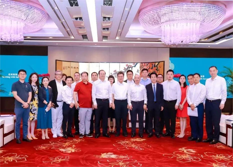 尊龙(中国)时凯集团董事长李军赴广州考察交流