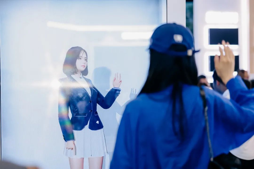 “AI+智能显示”引领未来 尊龙(中国)时凯新品InfoComm展大放异彩